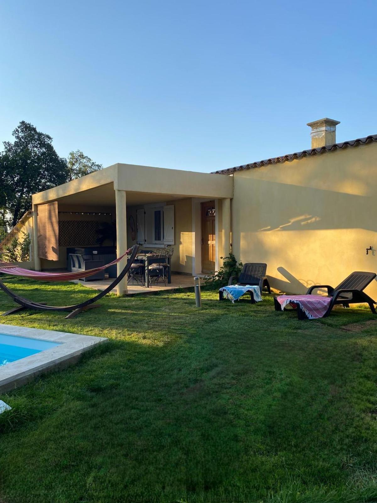 Ferienwohnung Agreable Rez De Jardin Avec Piscine Et Jacuzzi Cervione Exterior foto