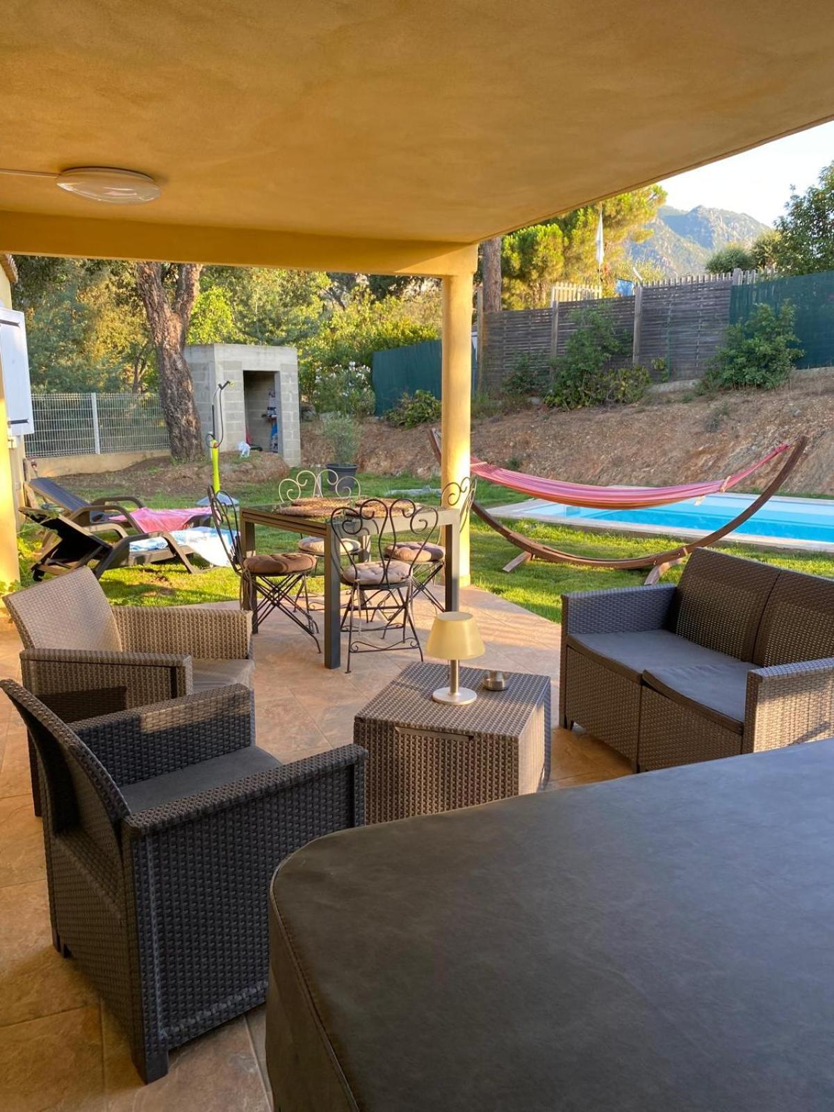 Ferienwohnung Agreable Rez De Jardin Avec Piscine Et Jacuzzi Cervione Exterior foto